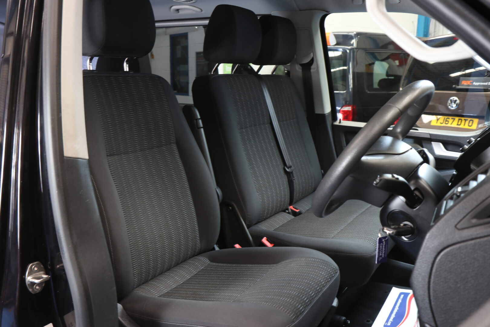 Vw Transporter Wheelchair Vehicle yj19 bvn