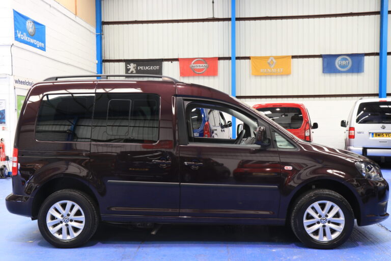 VW Caddy Upfront bd63 orc