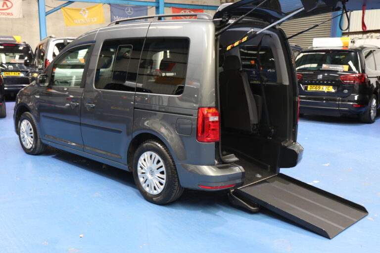 Vw Caddy Transfer dt17 nyp